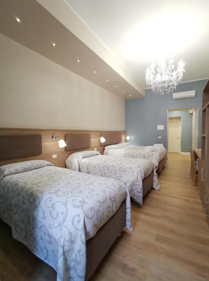 Bed and Breakfast Opera Relais 85 Messina Esterno foto